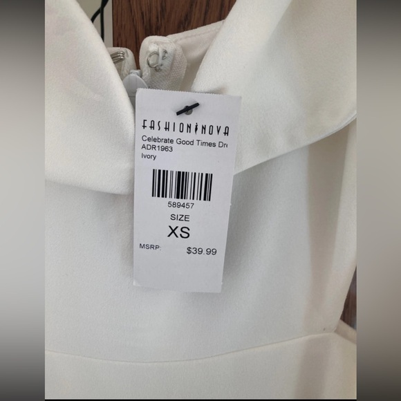 Ivory lace sleeved maxi celebration dress - Picture 3 of 6